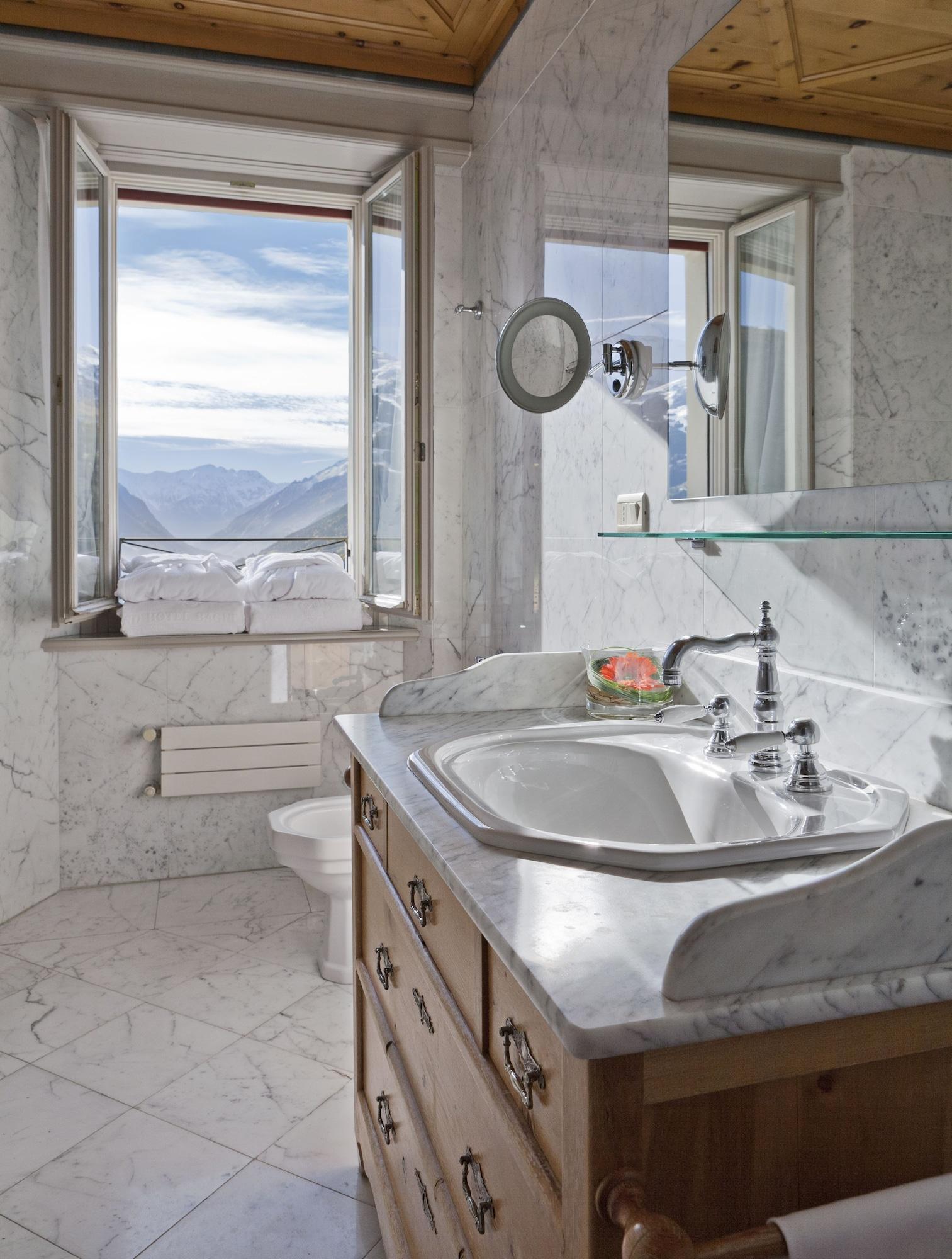 Hotel Qc Terme Bagni Di Bormio Premadio Esterno foto